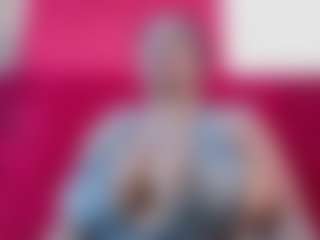 Live cam show with Harley evans - Blowjob on Soda Cam