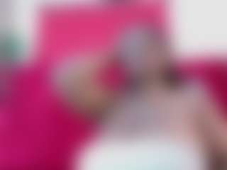 Live cam show with Harley evans - Bedroom Ebony on SquirtSoMuch