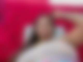 Live cam show with Harley evans - Black Blowjob on Camsoda