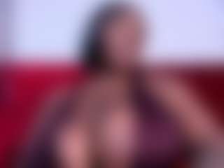 Live cam show with Harley evans - Brown Eyes Black on Milfs Live