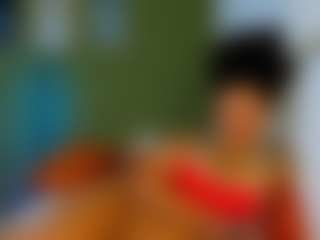 Live cam show with Karlyee - Drinking on milfzrlive.com