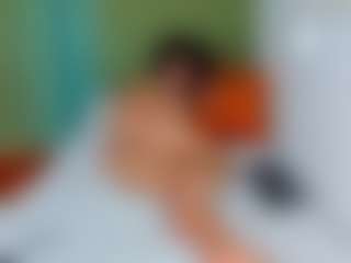 Karlyee's Live Sex Cam Show