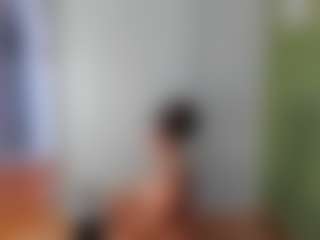 Karlyee's Live Sex Cam Show