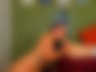 Karlyee's Live Sex Cam Show