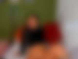 Karlyee's Live Sex Cam Show