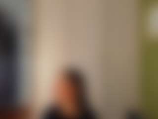 Live cam show with Karlyee - Anal White on Milfs Live | colombia