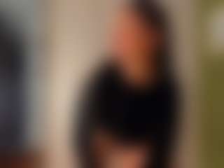 Live cam show with Karlyee - Brown Eyes on Cam Slut