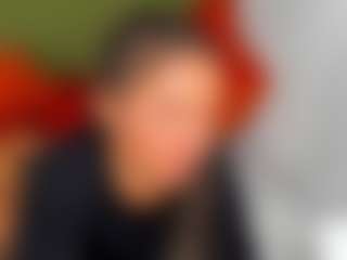 Live cam show with Karlyee - White on Soda Cam | colombia