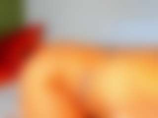 Live cam show with Karlyee - Fuck Machine on CamSodaAdn