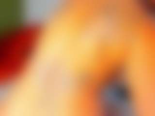 Live cam show with Karlyee - Anal on StripNow