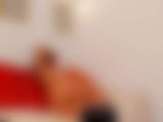 Karlyee's Live Sex Cam Show