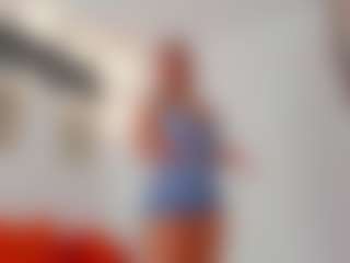Karlyee's Live Sex Cam Show