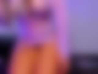 Karlyee's Live Sex Cam Show