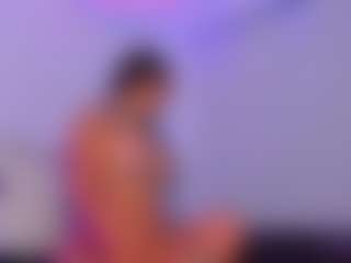 Karlyee's Live Sex Cam Show
