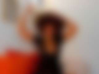 Karlyee's Live Sex Cam Show