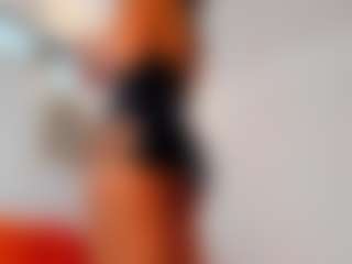 Live cam show with Karlyee - Fuck Machine on Camsoda