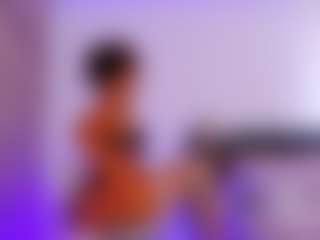 Live cam show with Karlyee - Fuck Machine on Camsoda