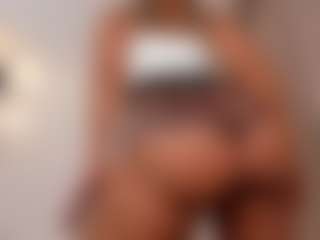 Karlyee's Live Sex Cam Show
