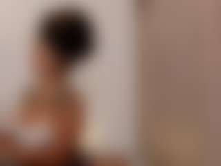 Karlyee's Live Sex Cam Show