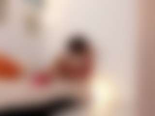 Karlyee's Live Sex Cam Show