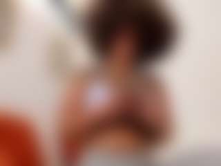 Karlyee's Live Sex Cam Show