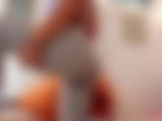 Live cam show with Karlyee - Blowjob on Camsoda
