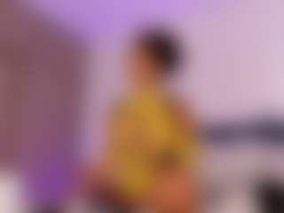 Karlyee's Live Sex Cam Show