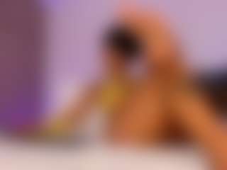 Karlyee's Live Sex Cam Show