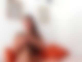Live cam show with Karlyee - Sub on CamClone