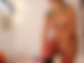 Live cam show with Karlyee - Anal on Camsoda