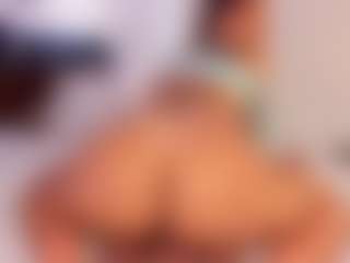 Karlyee's Live Sex Cam Show