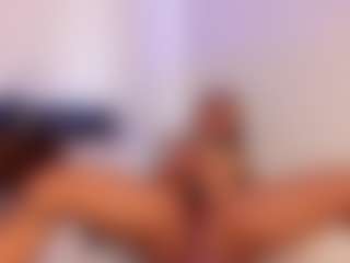 Karlyee's Live Sex Cam Show