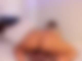 Karlyee's Live Sex Cam Show