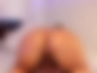 Karlyee's Live Sex Cam Show