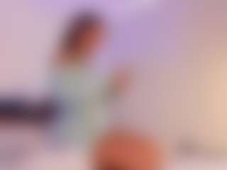 Karlyee's Live Sex Cam Show