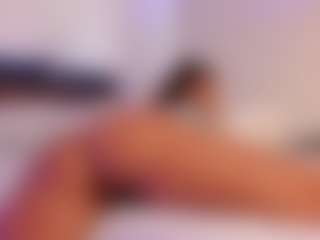 Karlyee's Live Sex Cam Show