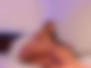 Karlyee's Live Sex Cam Show