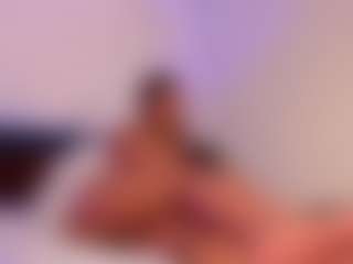 Karlyee's Live Sex Cam Show