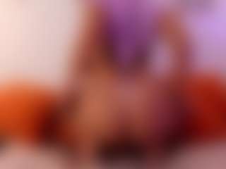 Karlyee's Live Sex Cam Show