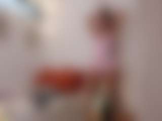 Karlyee's Live Sex Cam Show