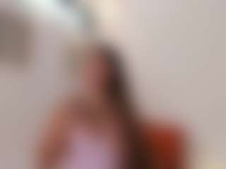 Karlyee's Live Sex Cam Show