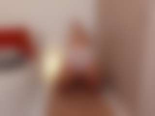 Live cam show with Karlyee - BBW on SquirtSoMuch