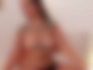 Karlyee's Live Sex Cam Show