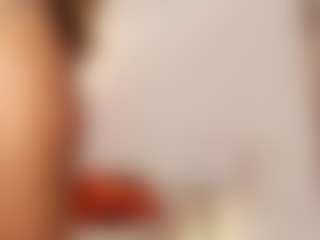 Live cam show with Karlyee - Brown Eyes on Dolls Live