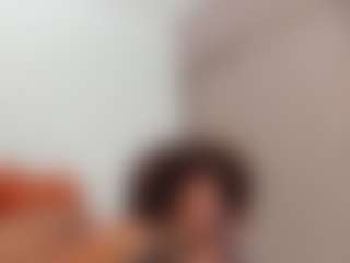 Live cam show with Karlyee - Normal on mypornchat.com