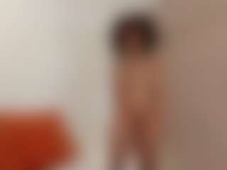 Live cam show with Karlyee - Brown Eyes on x69.live