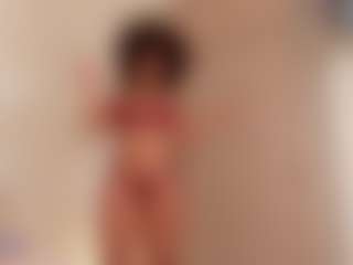 Live cam show with Karlyee - Double Penetration on Camsoda