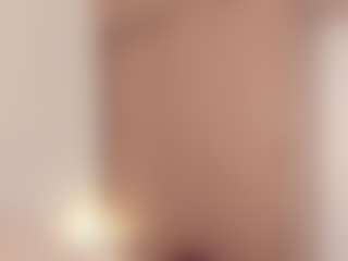 Live cam show with Karlyee - Blowjob on sexylivex.com