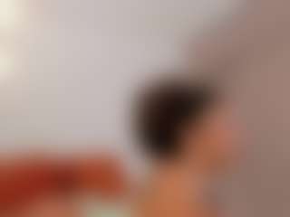 Live cam show with Karlyee - Fuck Machine on TastyBlacksLive