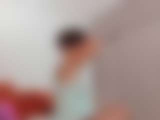 Karlyee's Live Sex Cam Show